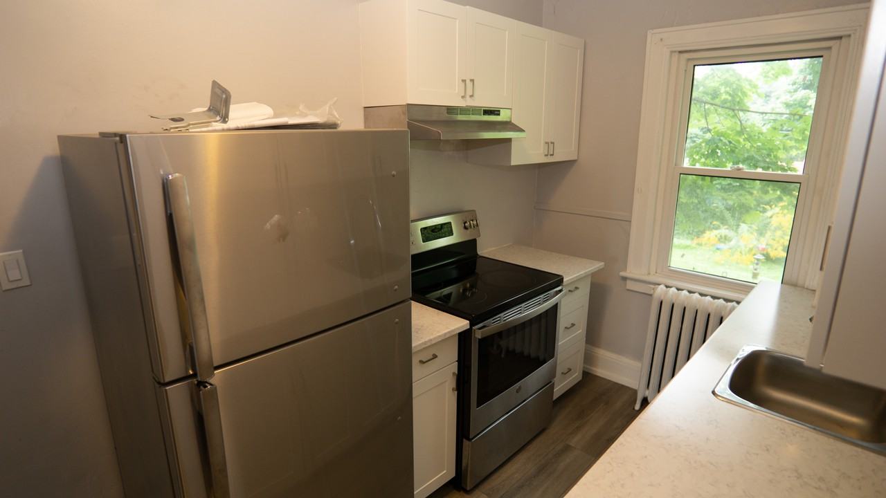 5325 Van Alstyne Place Unit 7 - Photo 2 of 8