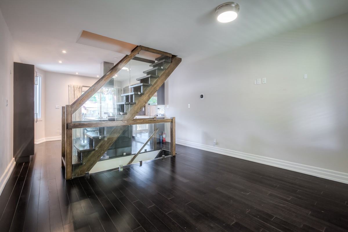 3 Murdock Ave - Photo 3 of 50