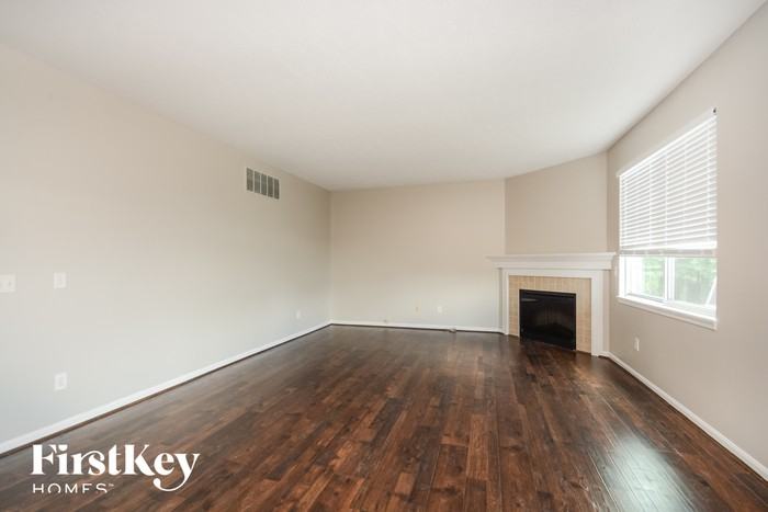 1272 Misty Lake Ln - Photo 3 of 15