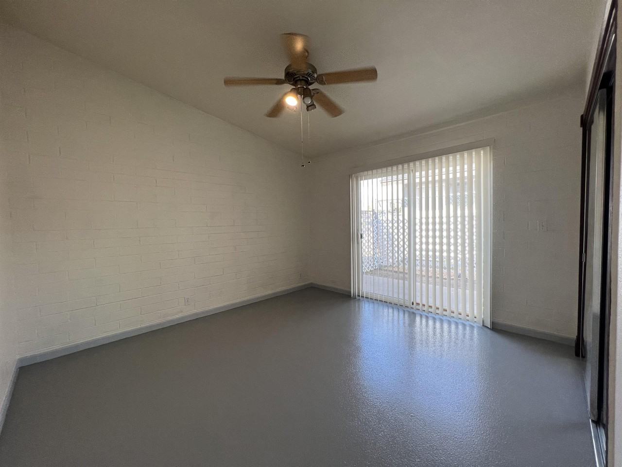 4803 E Willetta St #4 - Photo 7 of 17