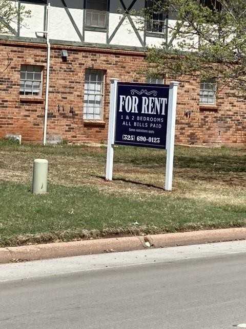 2410 N Willis St #147 - Photo 2 of 8