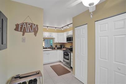 1786 Hammock Blvd #218 - Photo 3 of 48