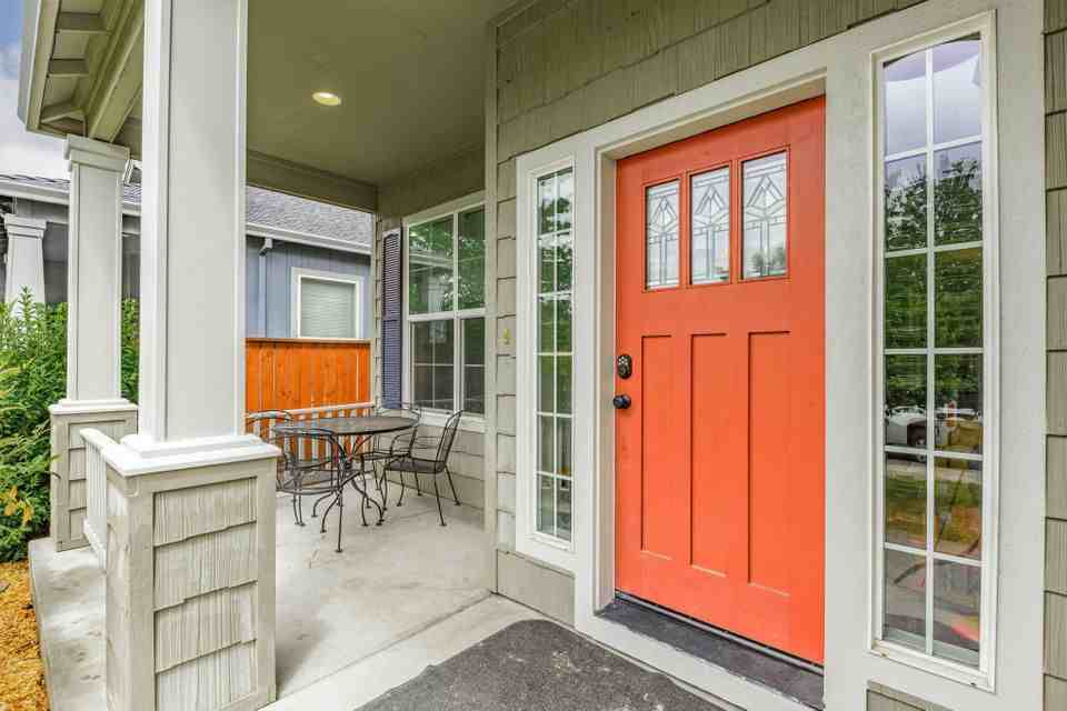 7422 Greystone Dr #1 - Photo 3 of 22