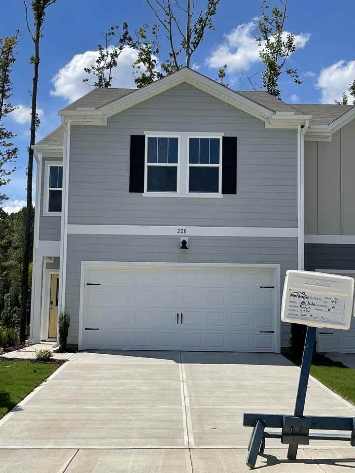 220 Brook Farm Ln #220