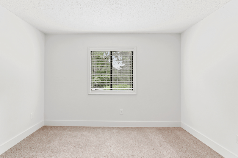 1805 Summit Hills Way #O - Photo 3 of 5
