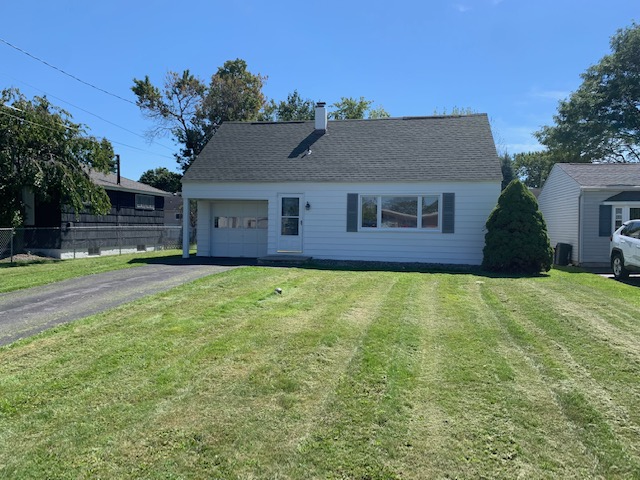 620 Roxford Rd S - Photo 2 of 24