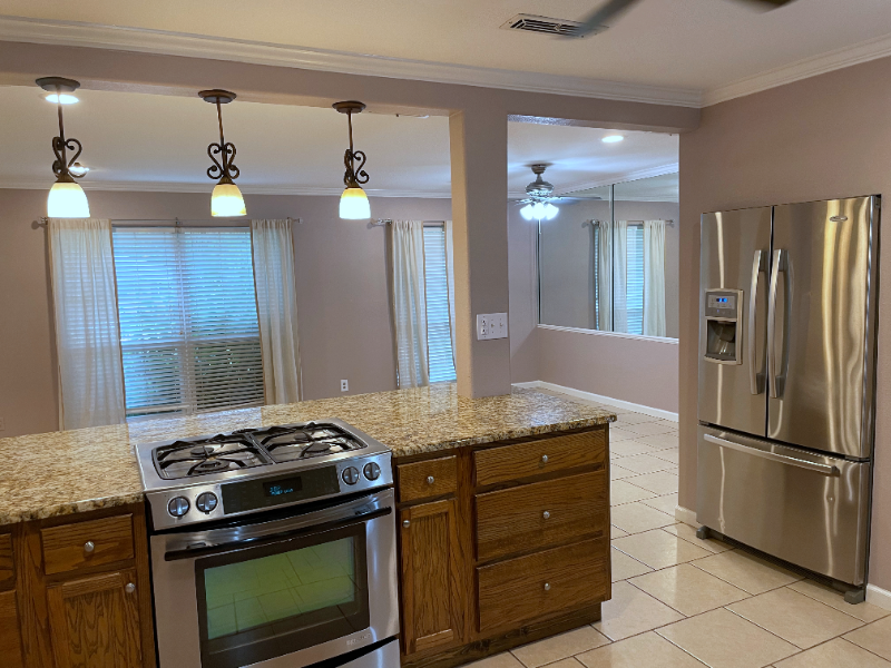 1426 Westfield St - Photo 3 of 28