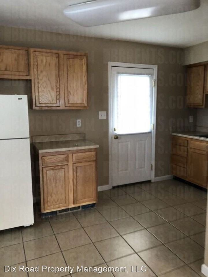 3-5 Sutphin Street, - Photo 3 of 10