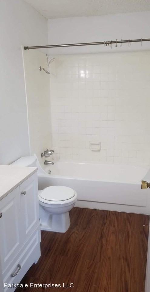 817-573-4541 1201 W Pearl St - Photo 2 of 7