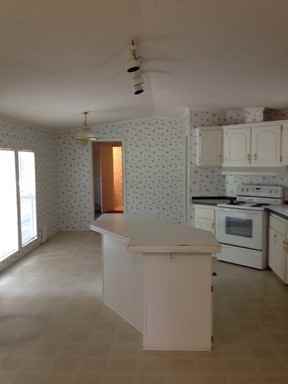 1590 Pitkin Rd - Photo 3 of 12