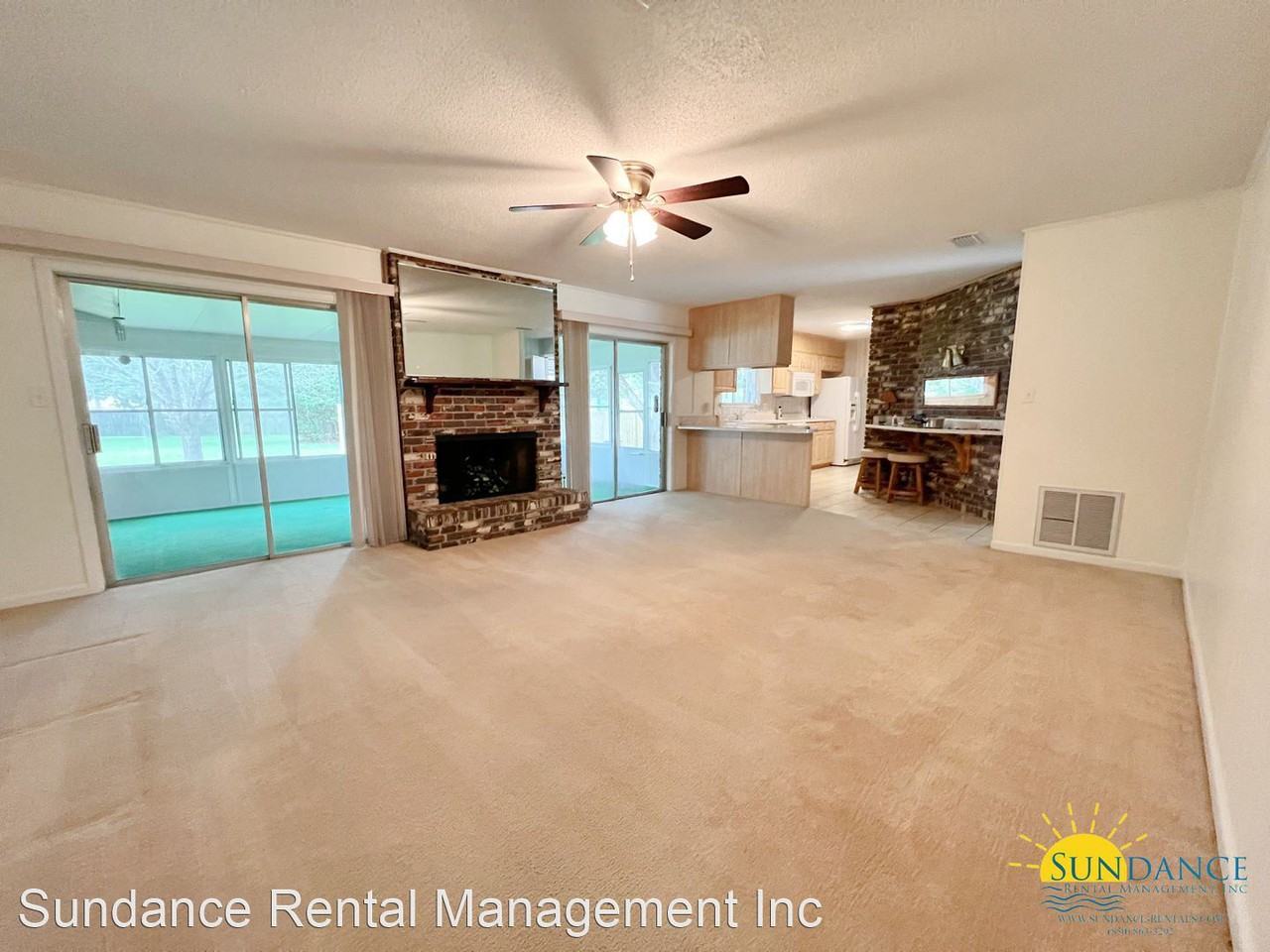 33 Holly Ave - Photo 3 of 27