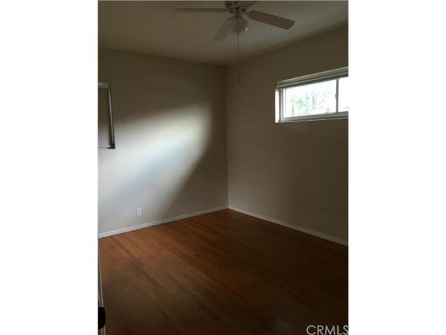 810 N Towne Ave - Photo 3 of 13