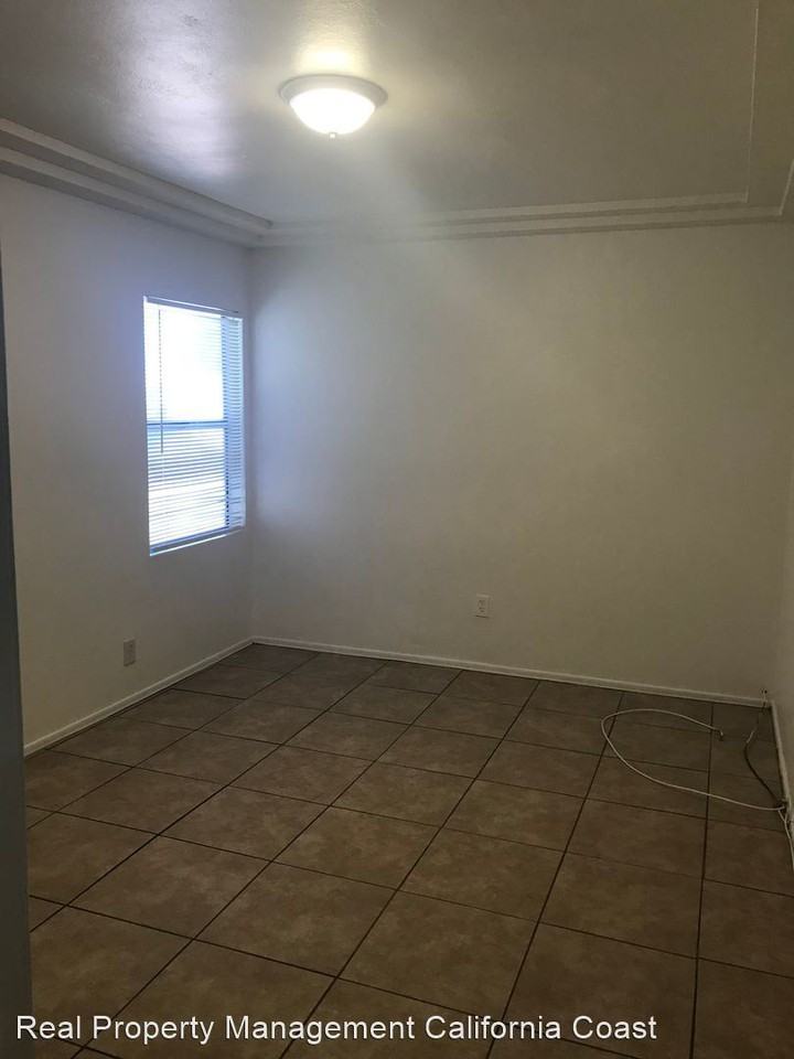 518 West 81st Street - Photo 3 of 4