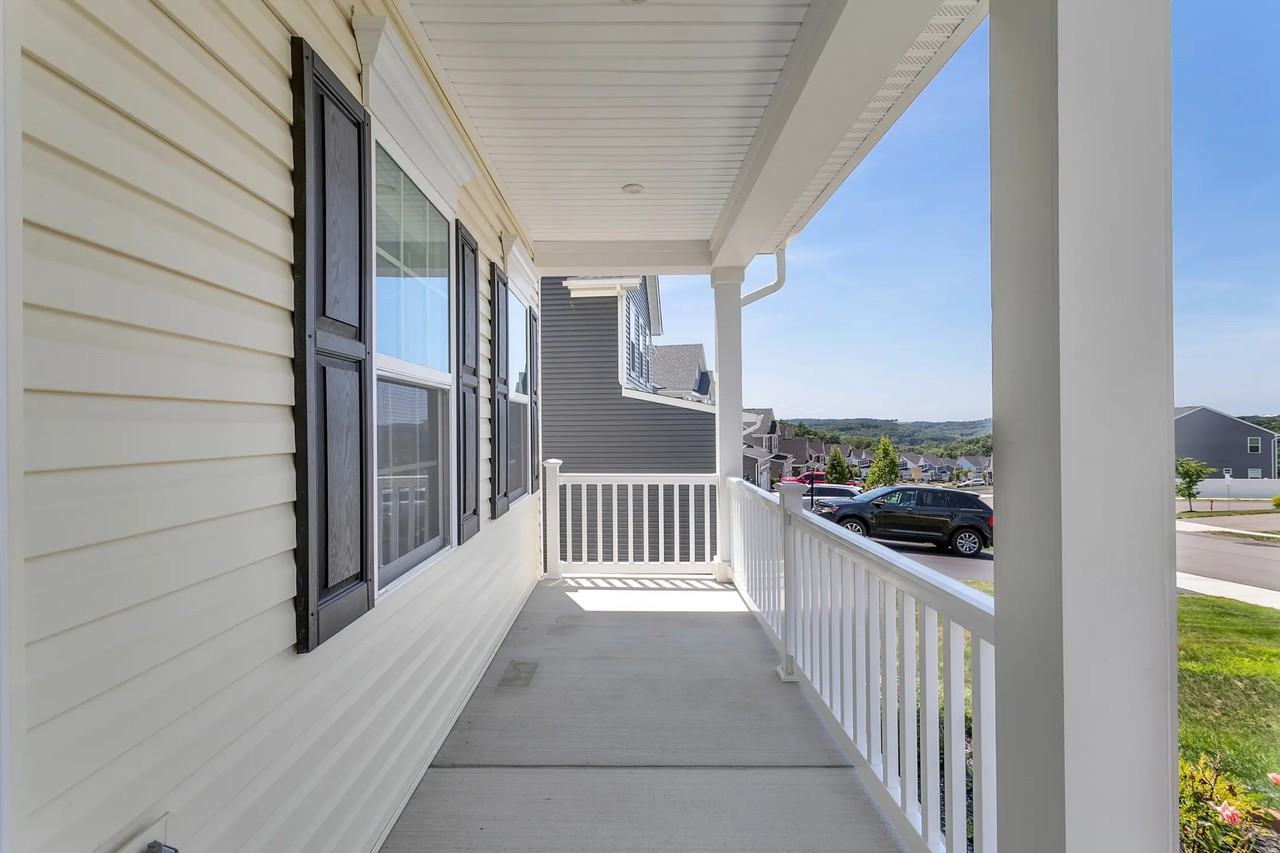 210 Dior Dr - Photo 3 of 25