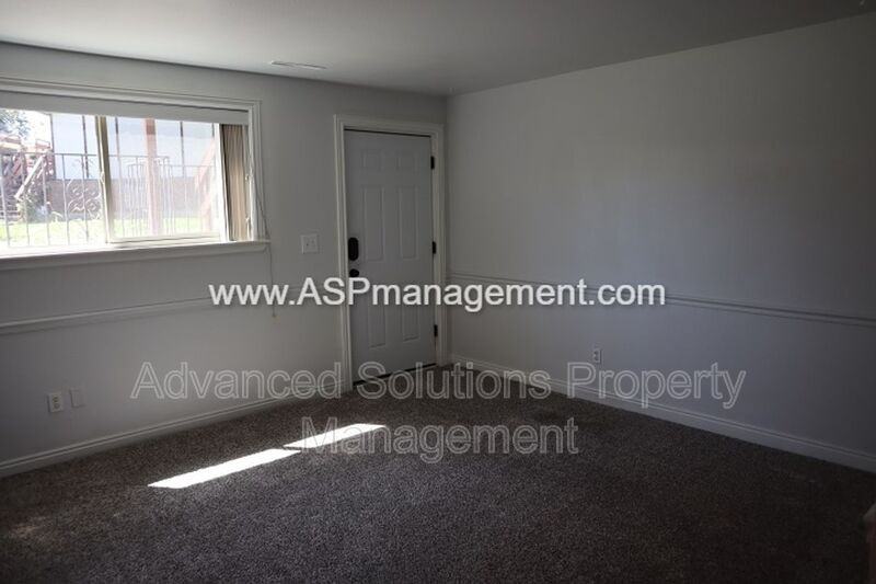 9229 S Benson Way - Photo 3 of 19