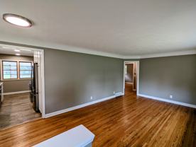 1194 Laurie Rd W - Photo 1 of 1