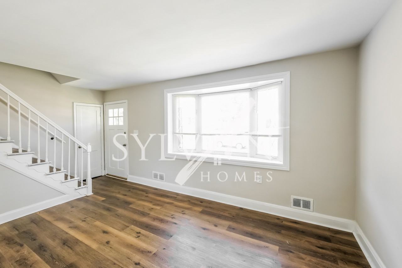 3519 Keston Rd - Photo 3 of 15
