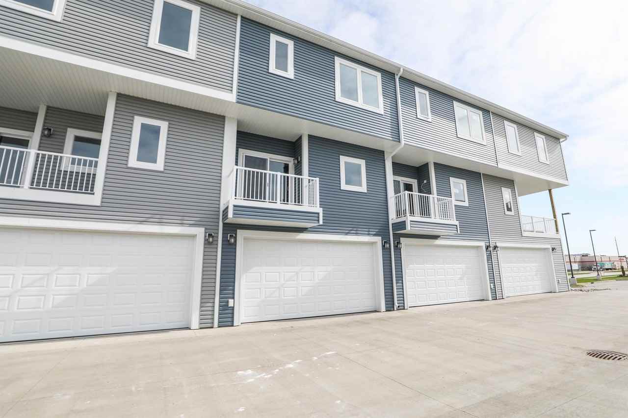 3309 6th Way E #B - Photo 2 of 33
