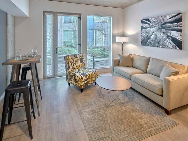 3801 Stone Way N - Photo 5 of 34