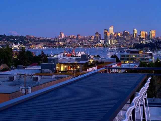 3801 Stone Way N - Photo 7 of 34