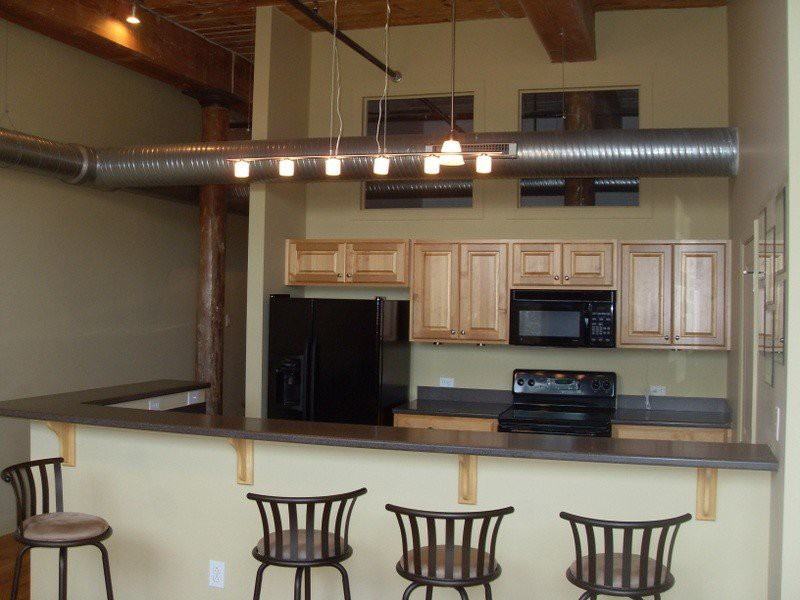 300 South Street - Photo 4 of 7