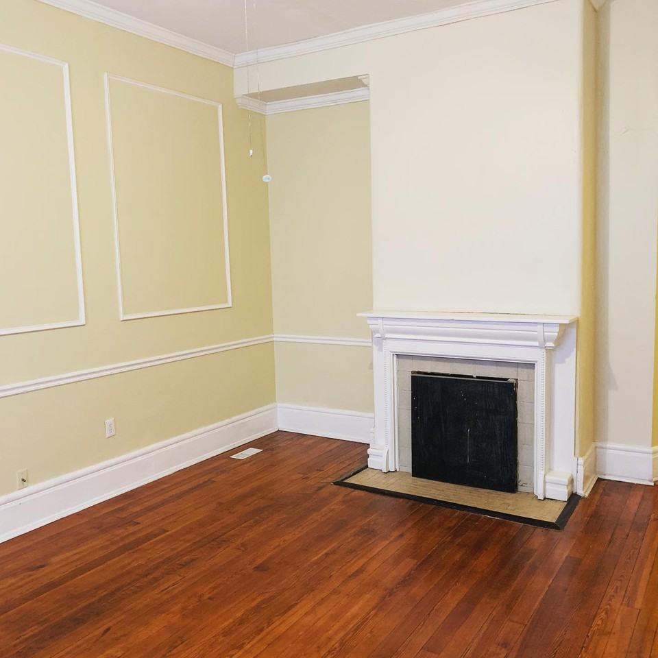 1169 E Broadway #102 - Photo 2 of 7