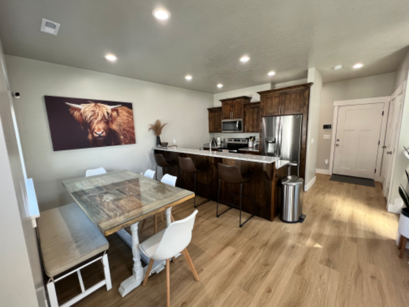 465 Nw - Photo 7 of 26