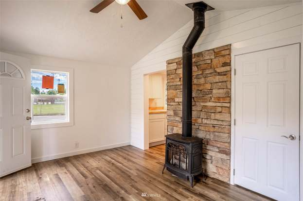 926 Austin Ave - Photo 6 of 7