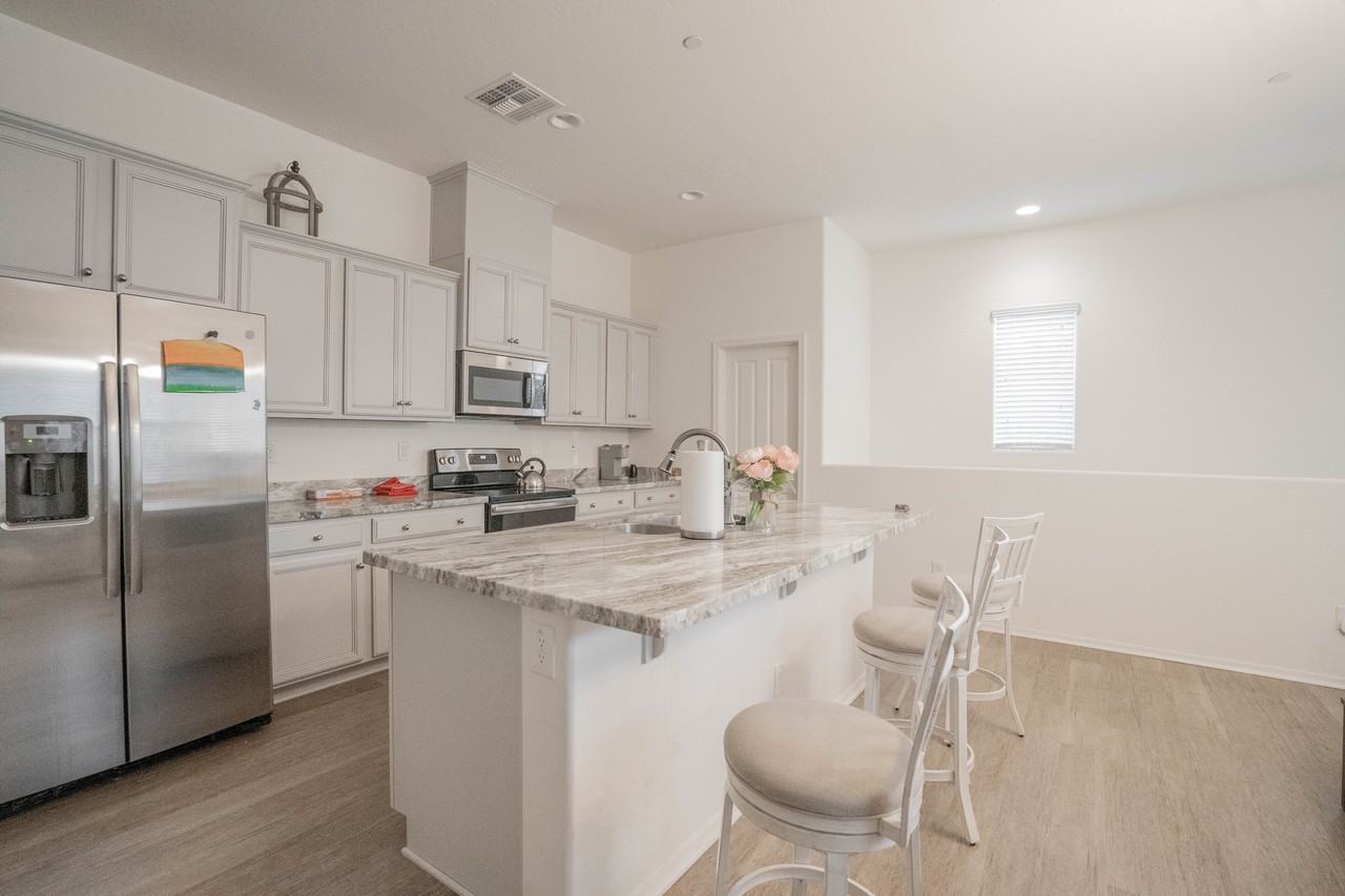 14870 W ENCANTO BLVD - Photo 3 of 17