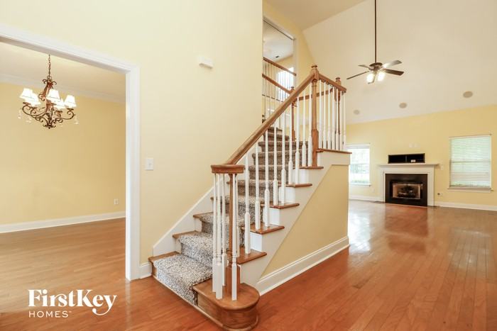 120 Tunstall Dr - Photo 3 of 15