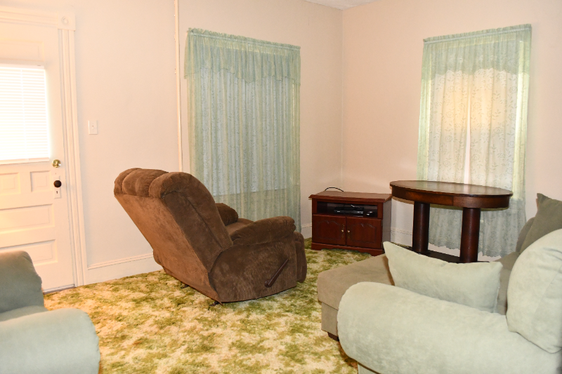 41 Electric St - Photo 3 of 19