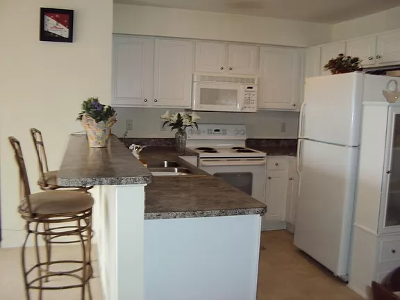 1123 Beaver Run - Photo 3 of 4