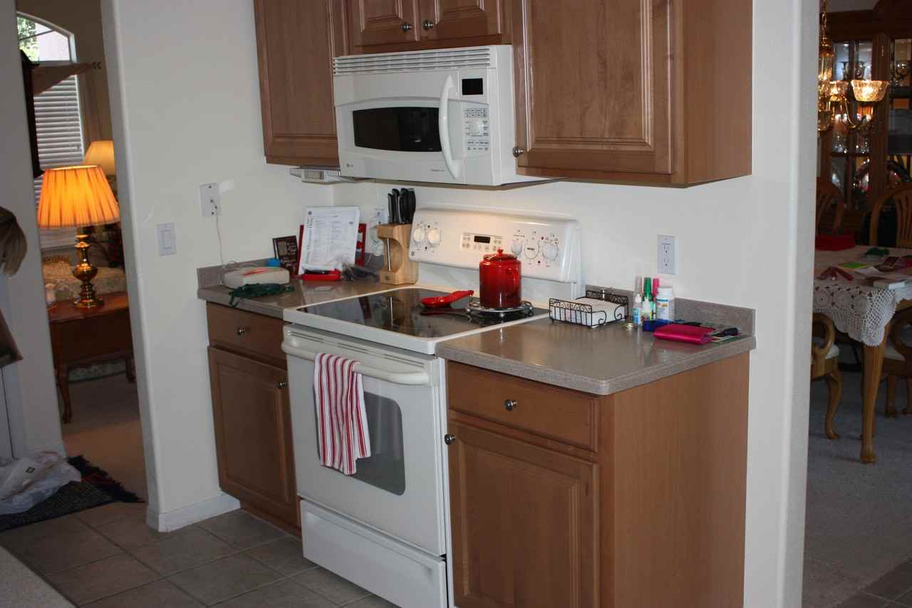 18629 Bent Pine Dr - Photo 2 of 11