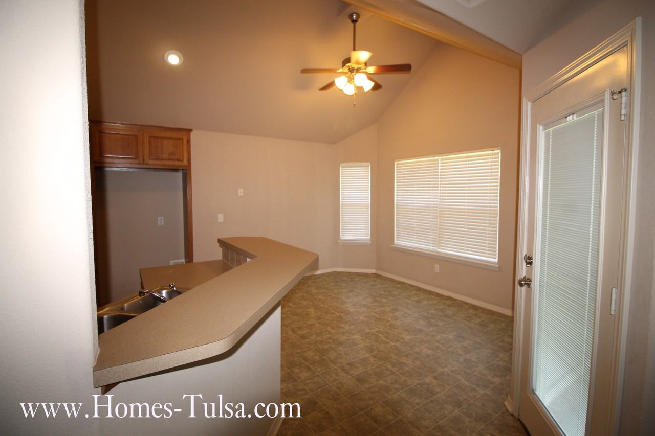 29821 E 137th Pl - Photo 3 of 16