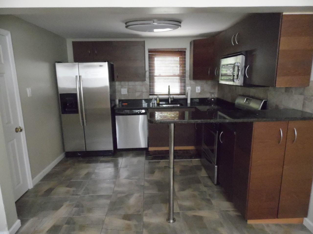 4513 Hendricks Dr - Photo 2 of 15