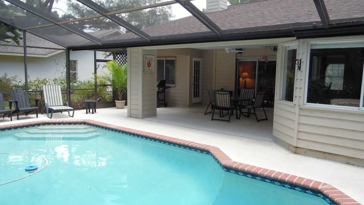 4733 Lake Valencia Blvd W - Photo 3 of 15