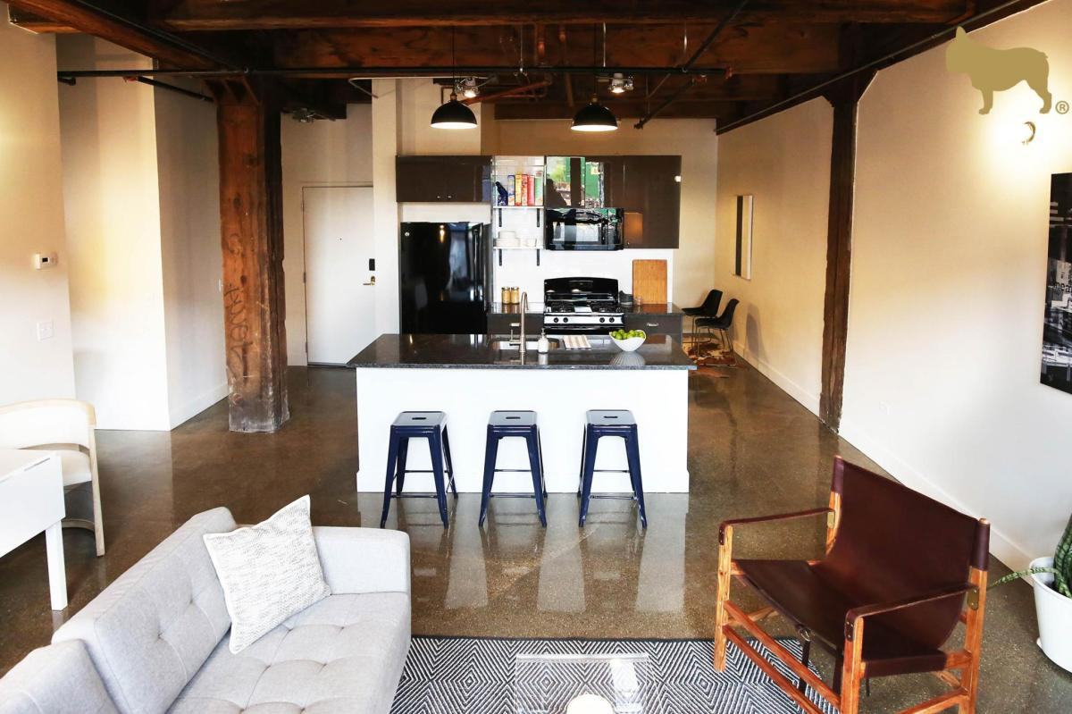 1435 W 15th St #2-1 - Photo 2 of 17