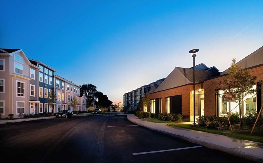 Lenox St #165-417 - Photo 2 of 10