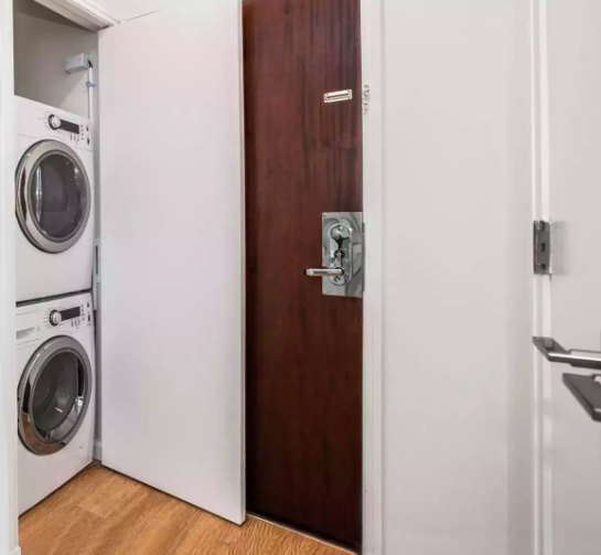 India St #8B - Photo 2 of 17