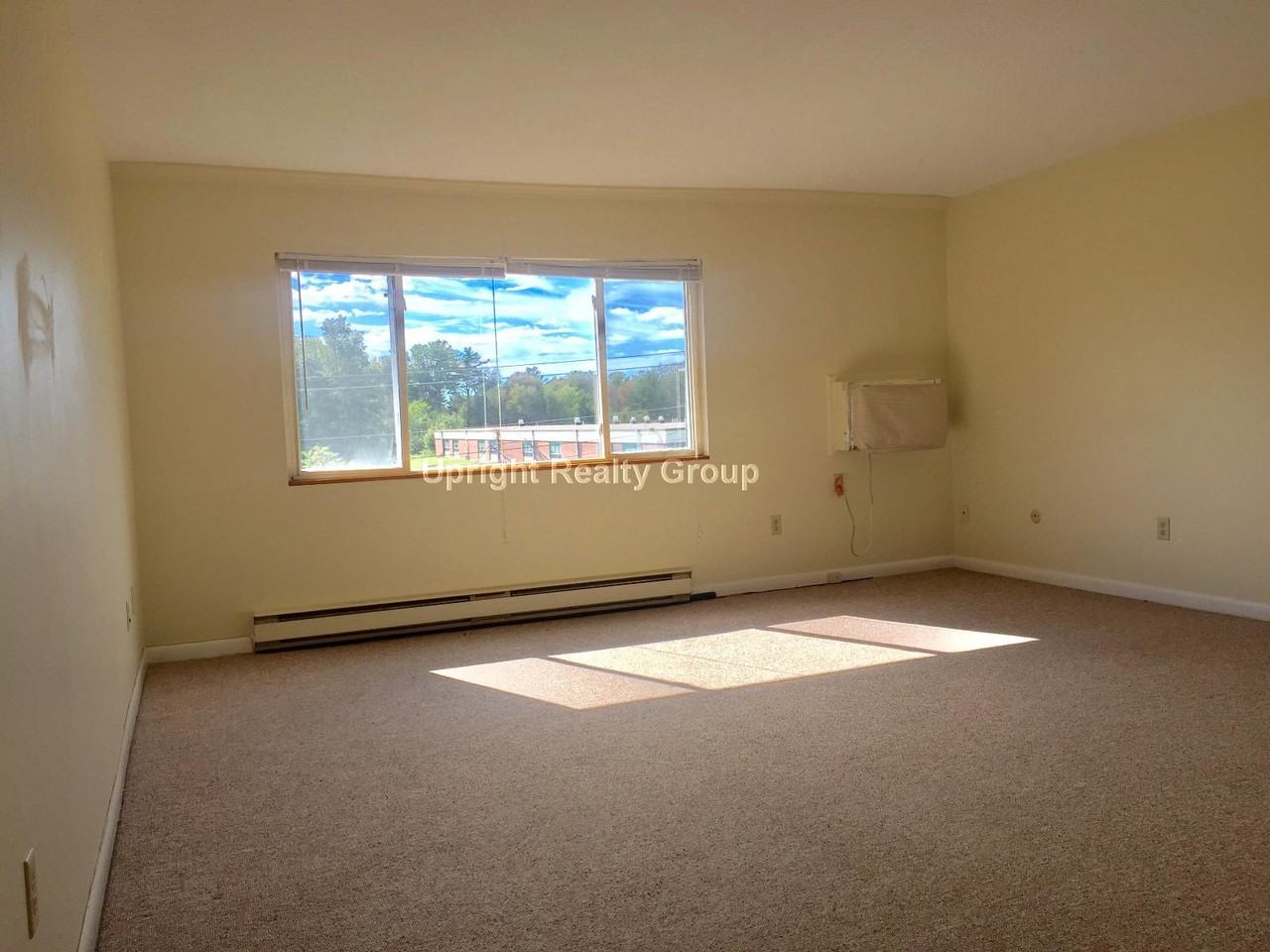 Mayflower Ave #7 - Photo 3 of 14