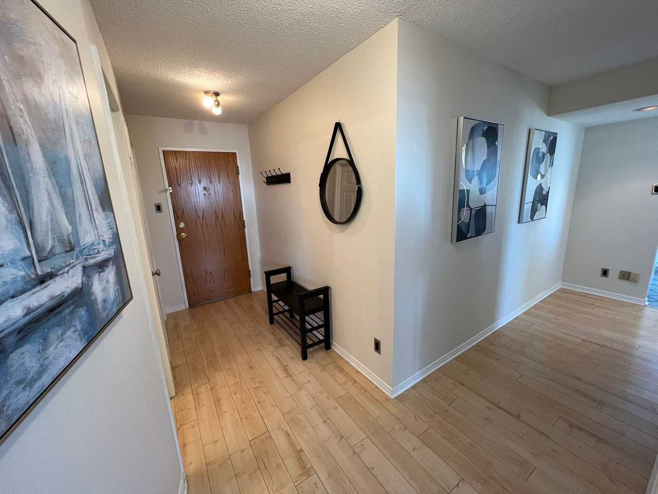 2207-199 Kent Street - Photo 2 of 17