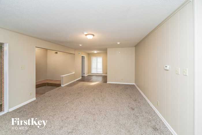 2311 Ridgeland St - Photo 2 of 15