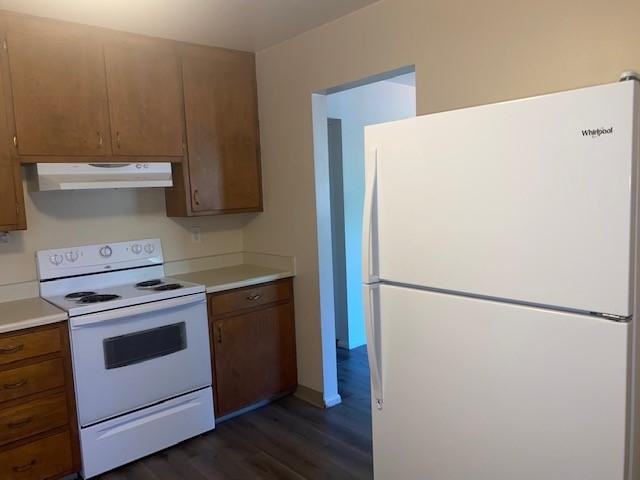 305 Columbia Rd Apt 1 - Photo 5 of 10