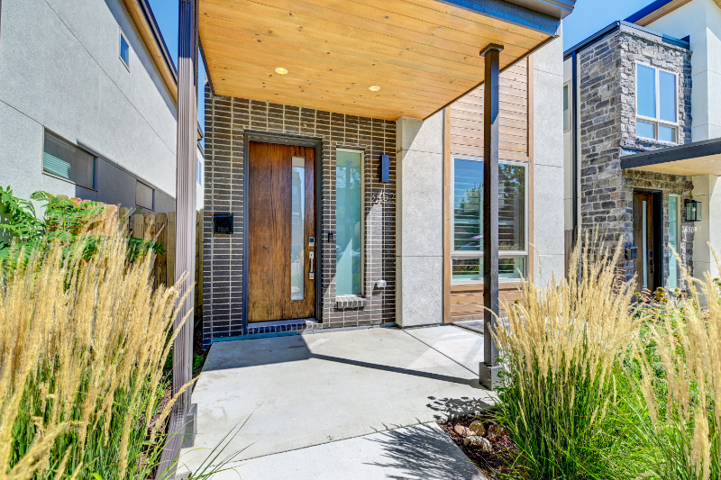 3652 Mariposa St - Photo 2 of 42