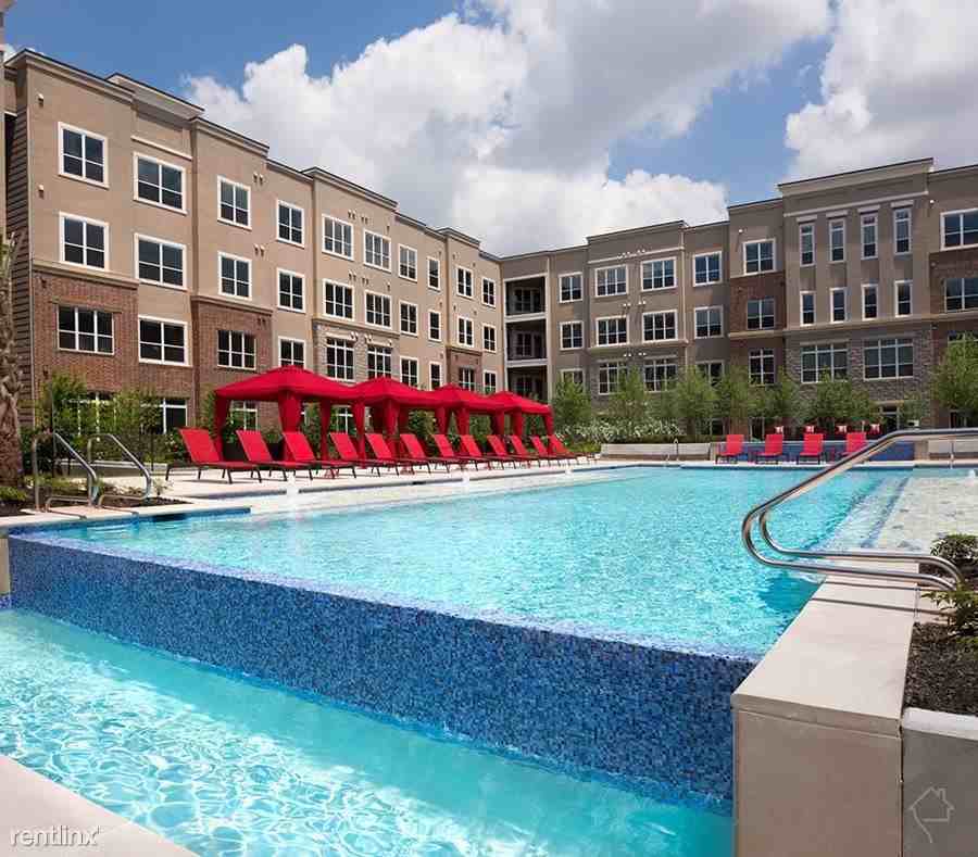 032 Apartments in Washington Ave Memorial Park, Houston, TX 77007