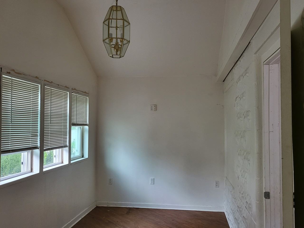 3618 E Hardy St - Photo 2 of 8