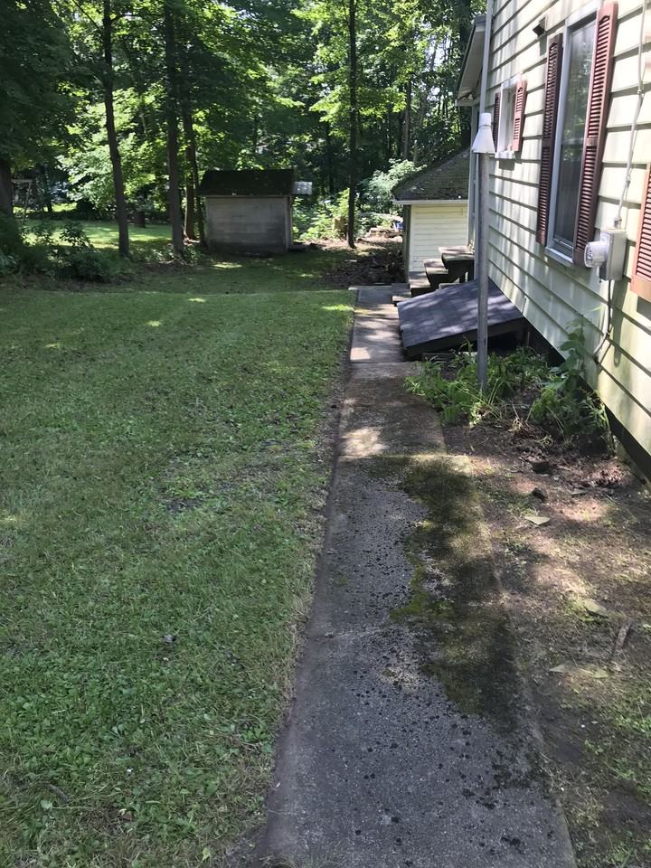 405 Spring St #405 - Photo 3 of 9