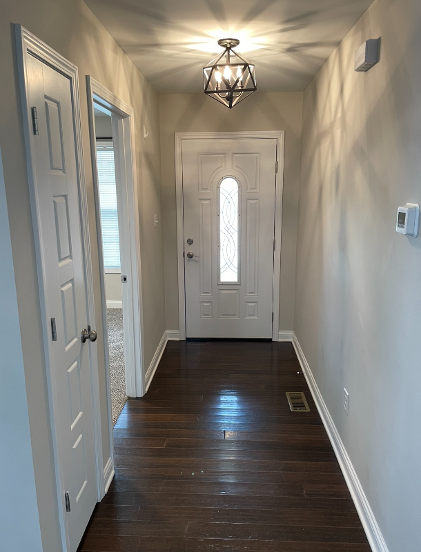 204 Tower Dr - Photo 3 of 21