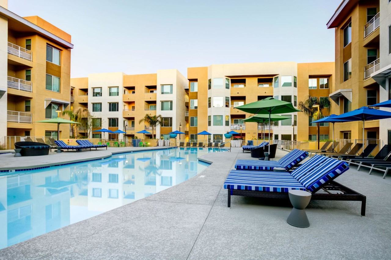 Skywater At Town Lake - Photo 2 of 25