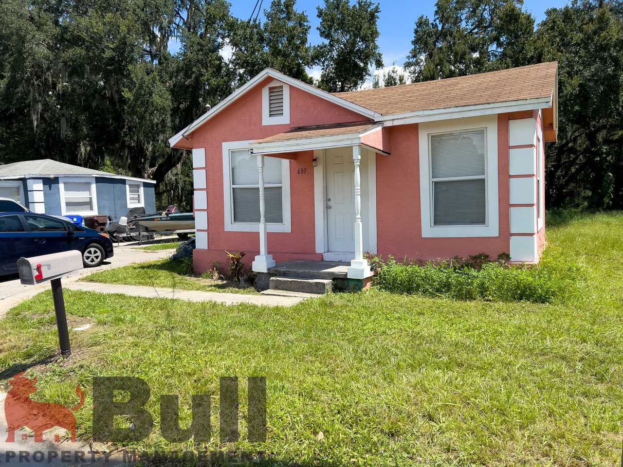 601 N Emory Ave #1 - Photo 4 of 11